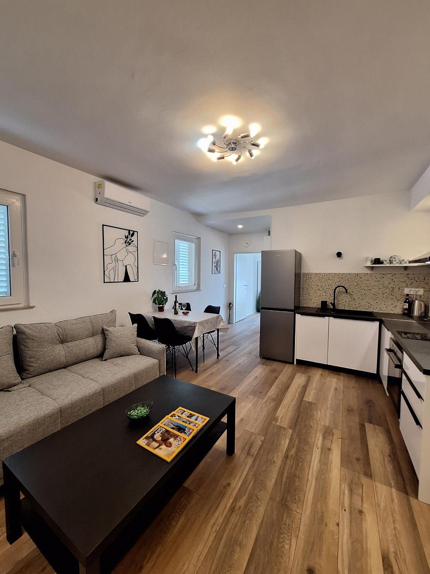 Apartment Pin
